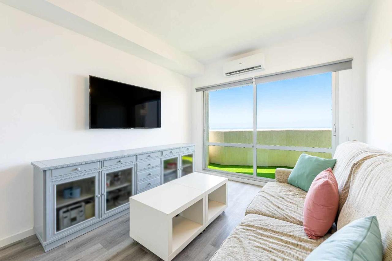Benalbeach Apartamento Con Vistas Maravillosas Malaga Luaran gambar